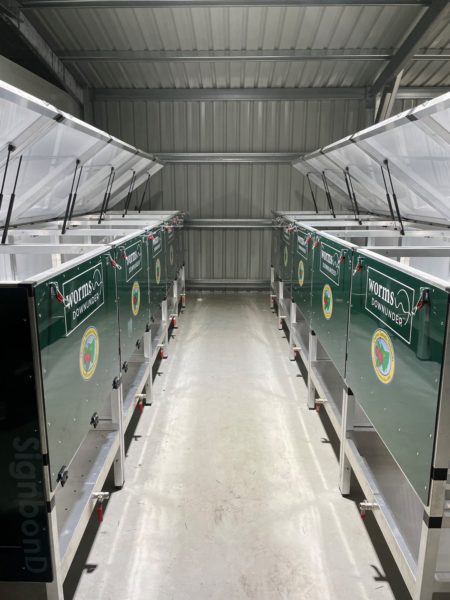 linked-worm-mods-front